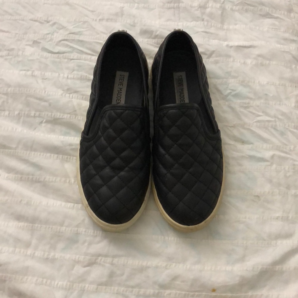 Steve madden slip on sneakers